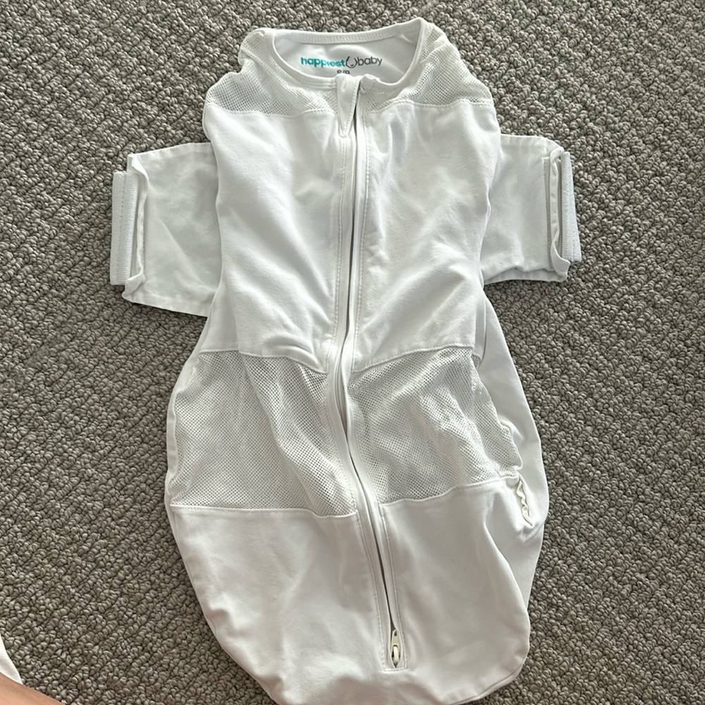 Happiest baby snoo sleep sack - size small